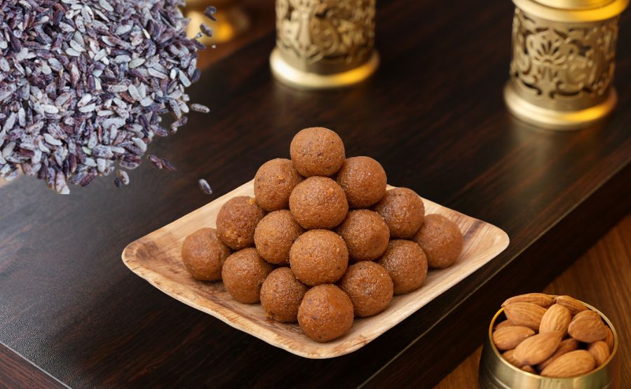 Karuppu kavuni aval laddu