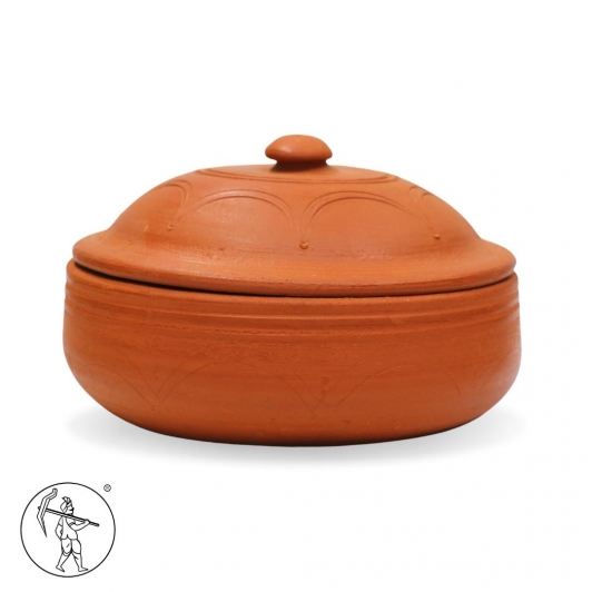 Dinning clay container With Lid - Serving Bowl - 6.5in width